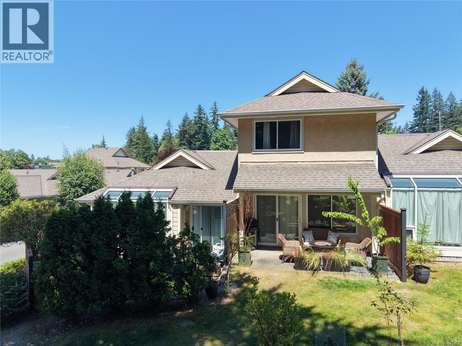 6066 Lionel Cres - 2