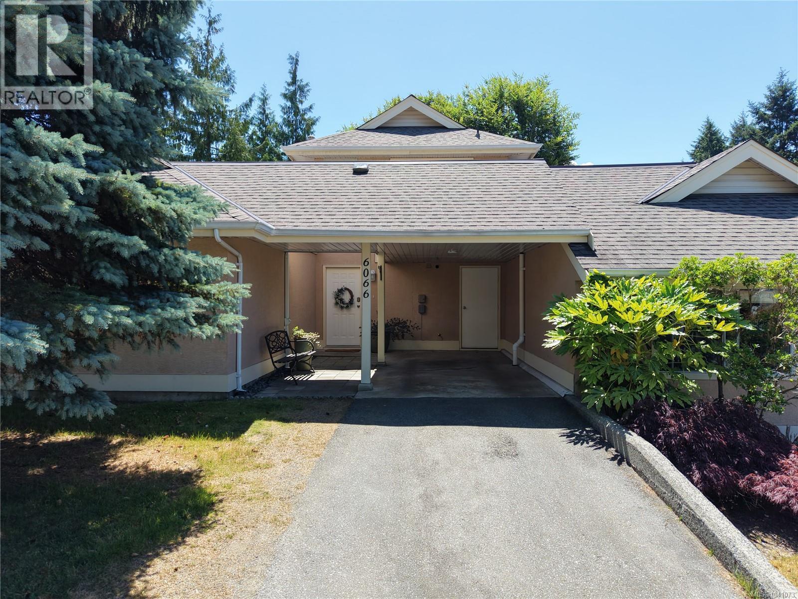 6066 Lionel Cres - 1