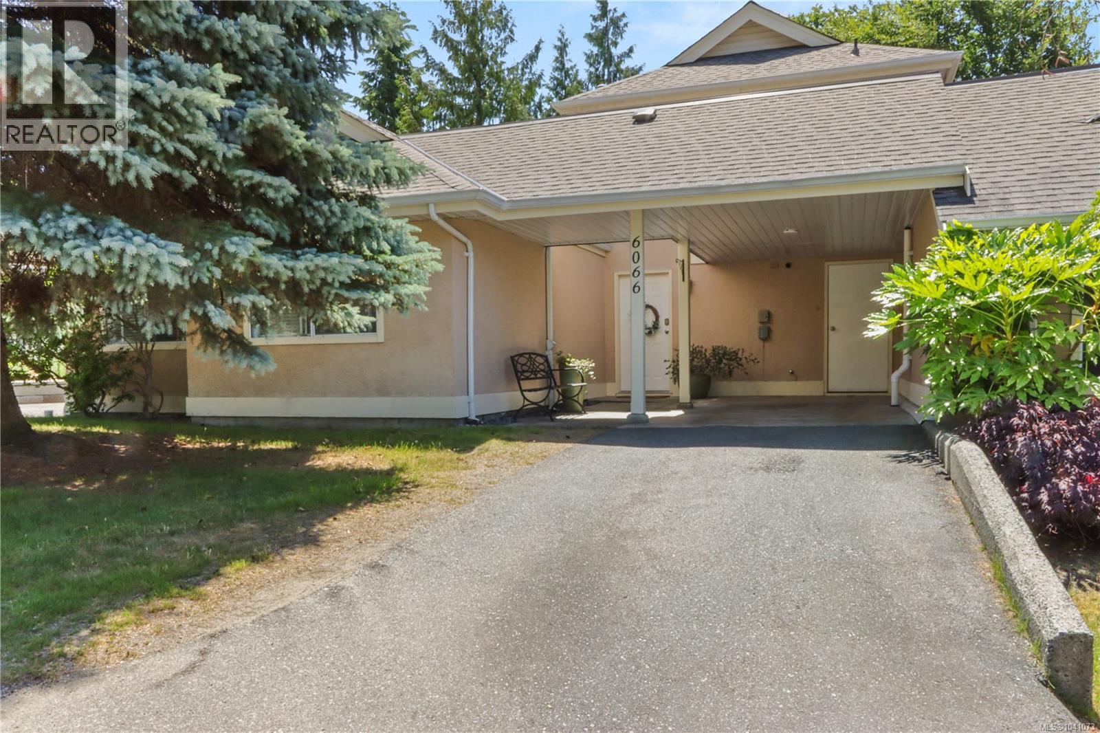 6066 Lionel Cres - 52