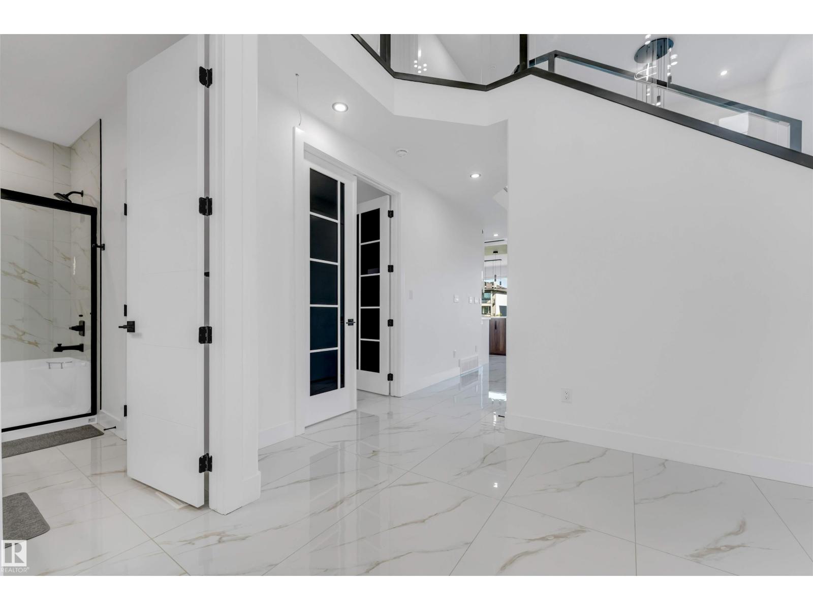 2734 64 Ave NE - 17