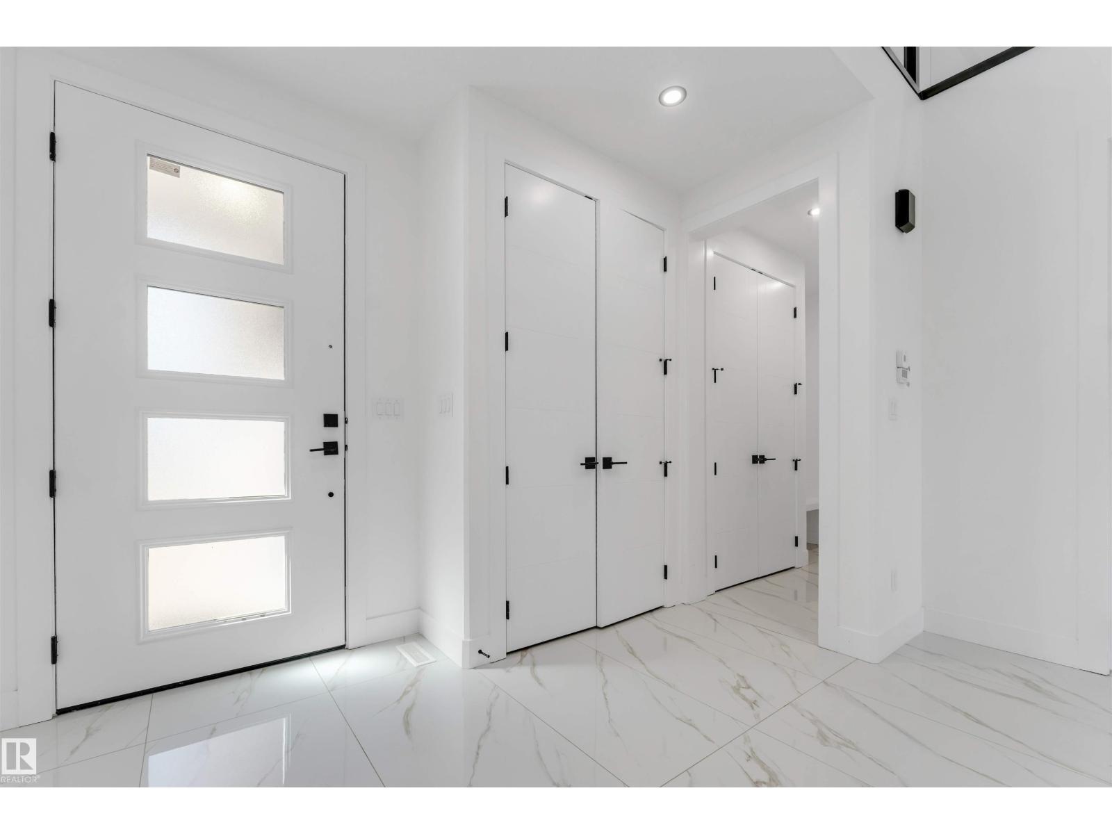 2734 64 Ave NE - 21