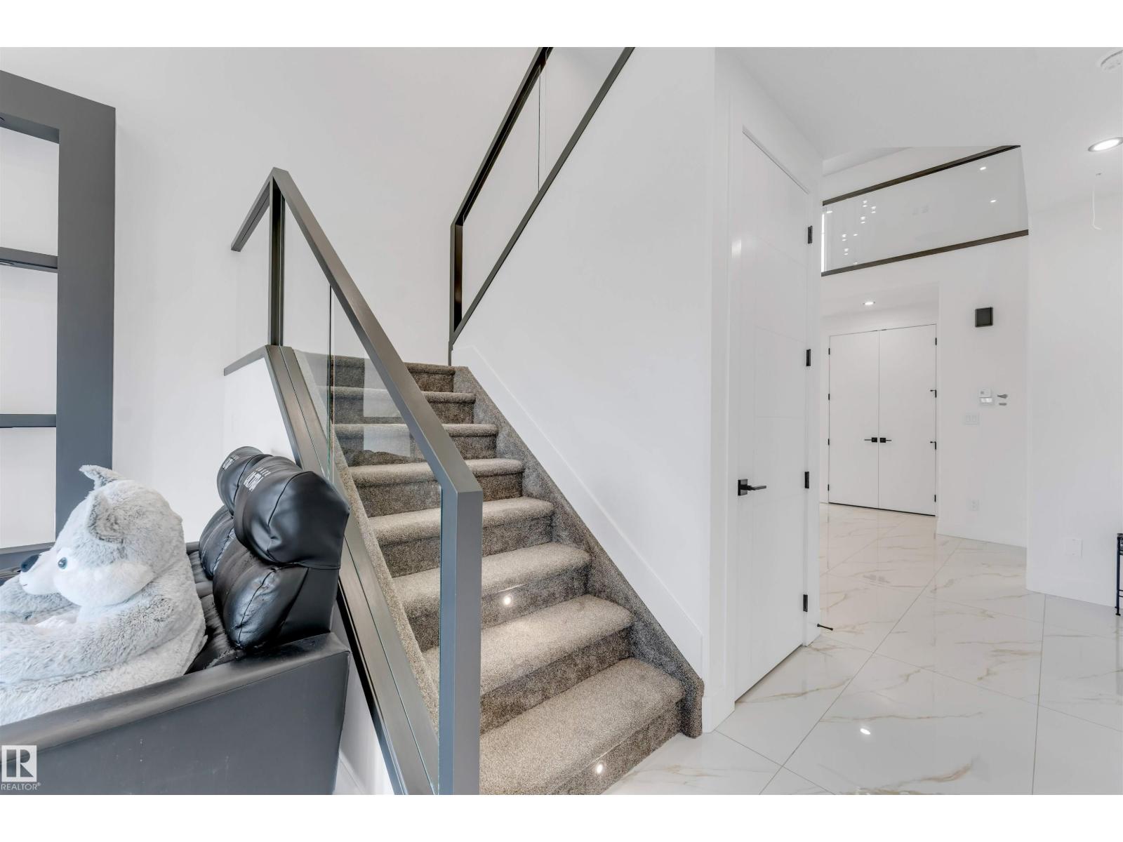 2734 64 Ave NE - 25