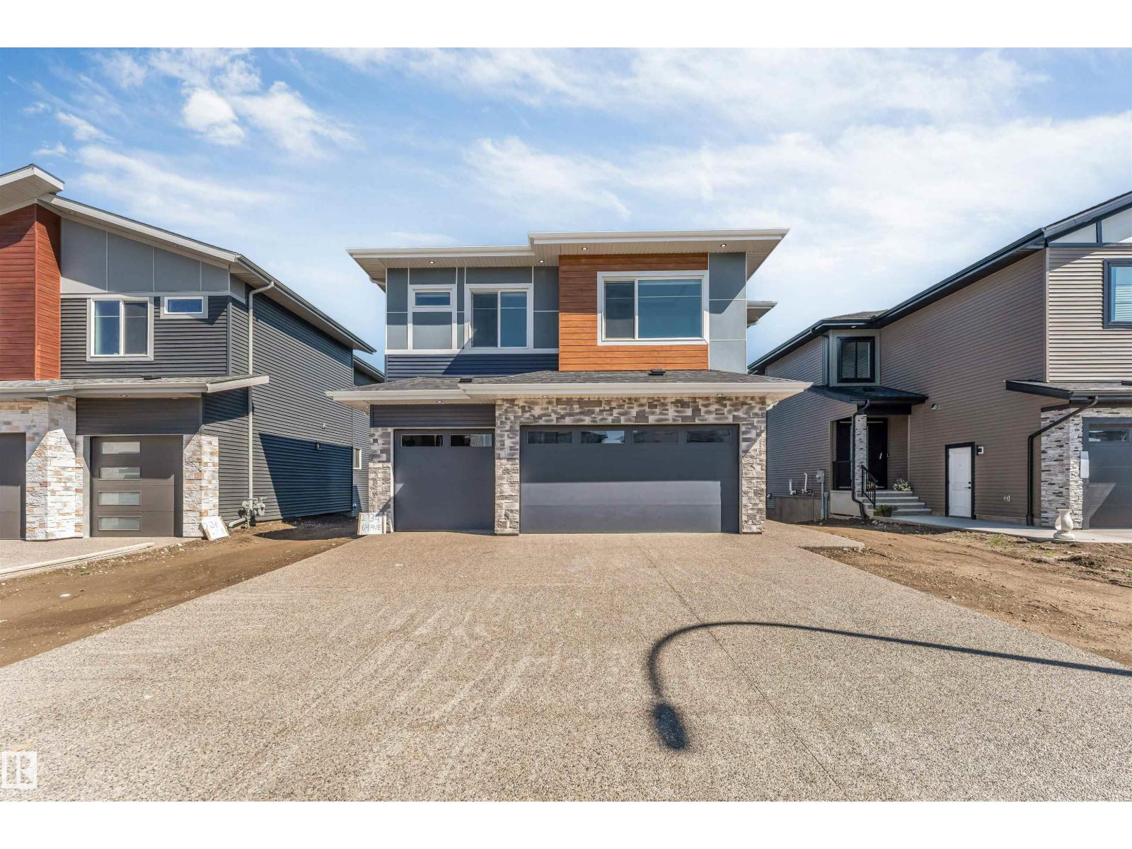2734 64 Ave NE - 67