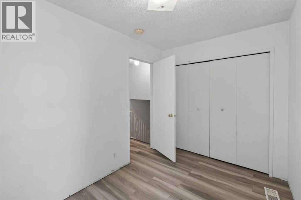 558 Whitehill Place NE - 15