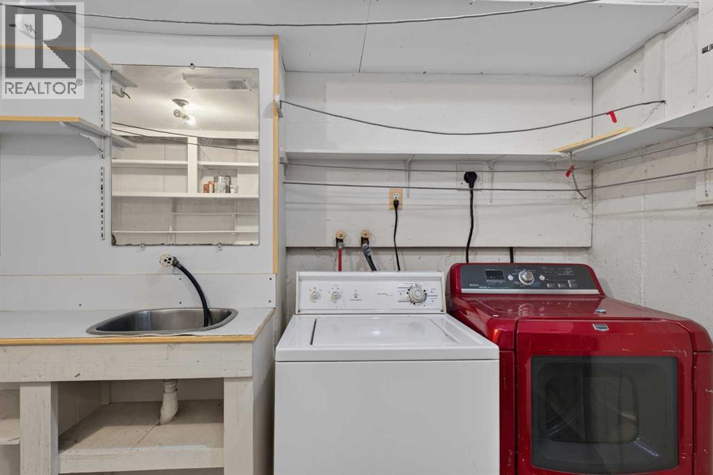 558 Whitehill Place NE - 23