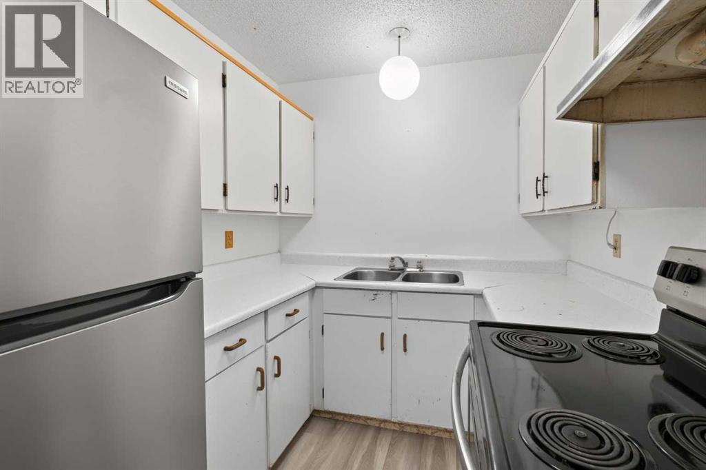 558 Whitehill Place NE - 8