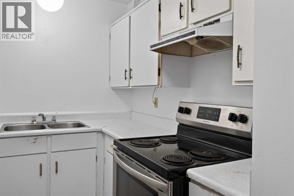 558 Whitehill Place NE - 9