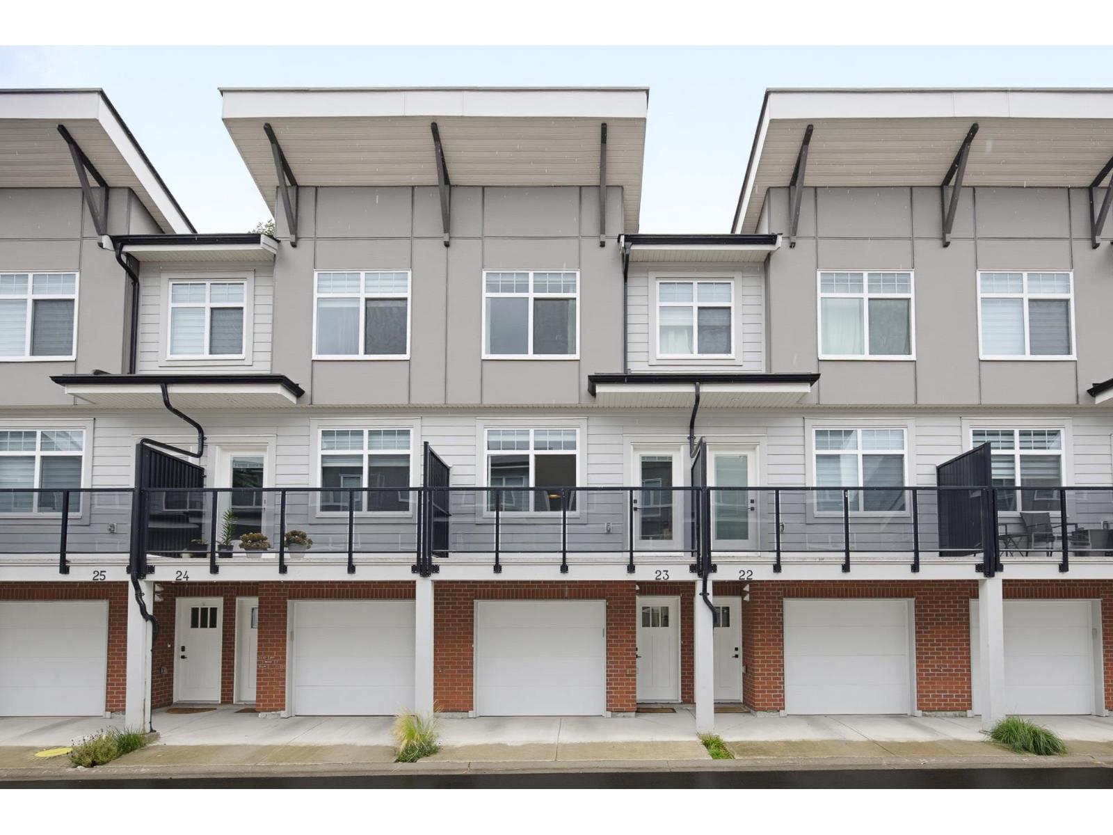 3 Bed, 3 Bath House for Sale in Langley – 23 22334 48 AVENUE, Langley – MLS# R3143918 - Image 2