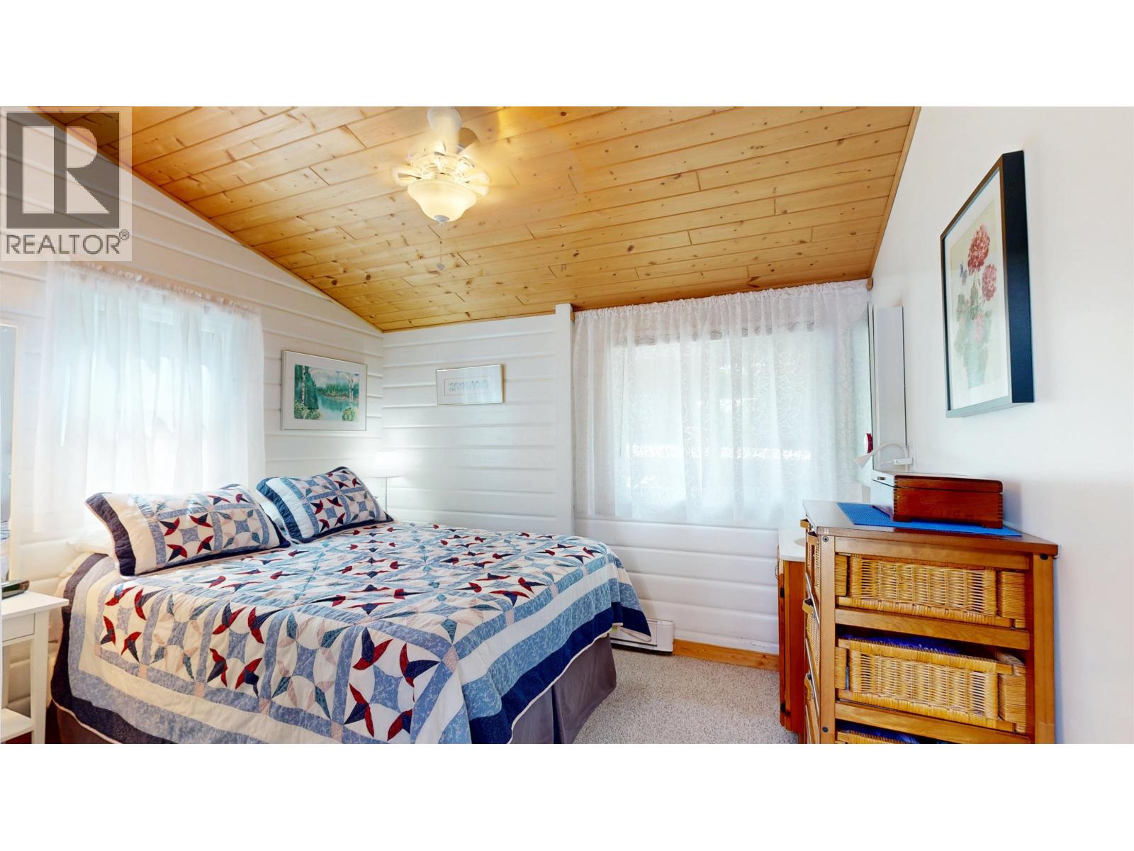 9045 S MAHOOD LAKE ROAD - 20