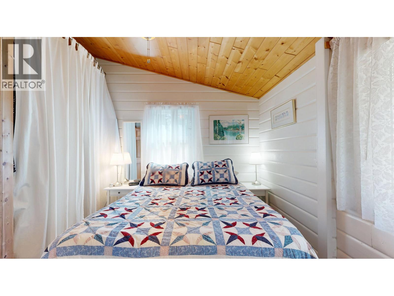 9045 S MAHOOD LAKE ROAD - 21