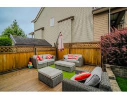 18938 54a Avenue, Surrey, BC V3S6R4 Photo 18