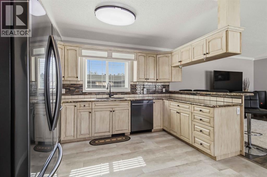 157 Gregoire Crescent - 4