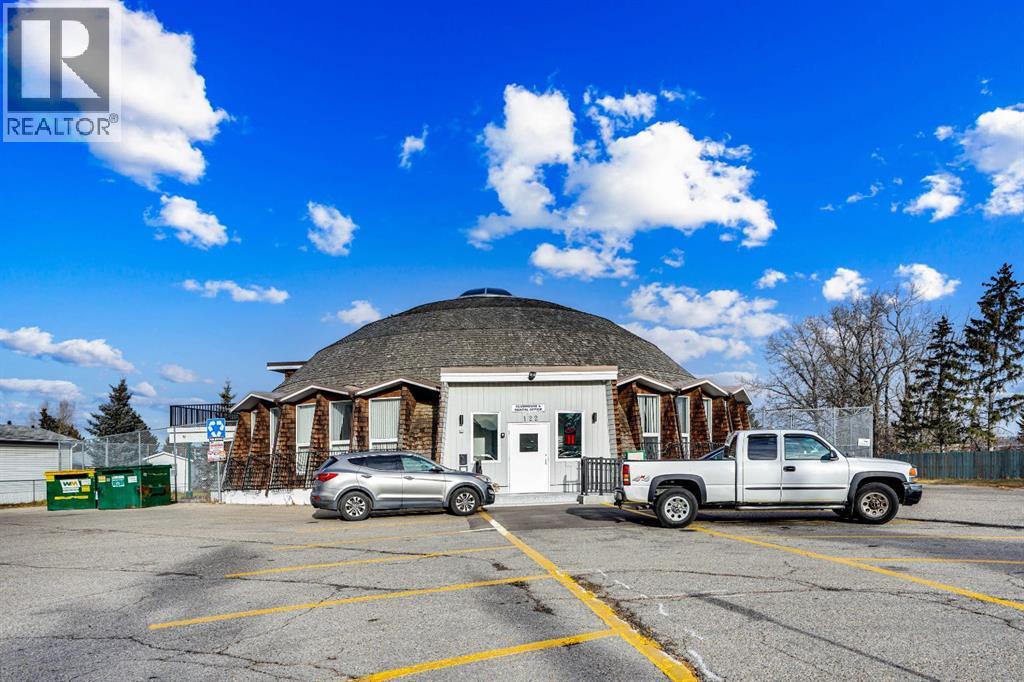 208, 3223 83 Street NW - 41