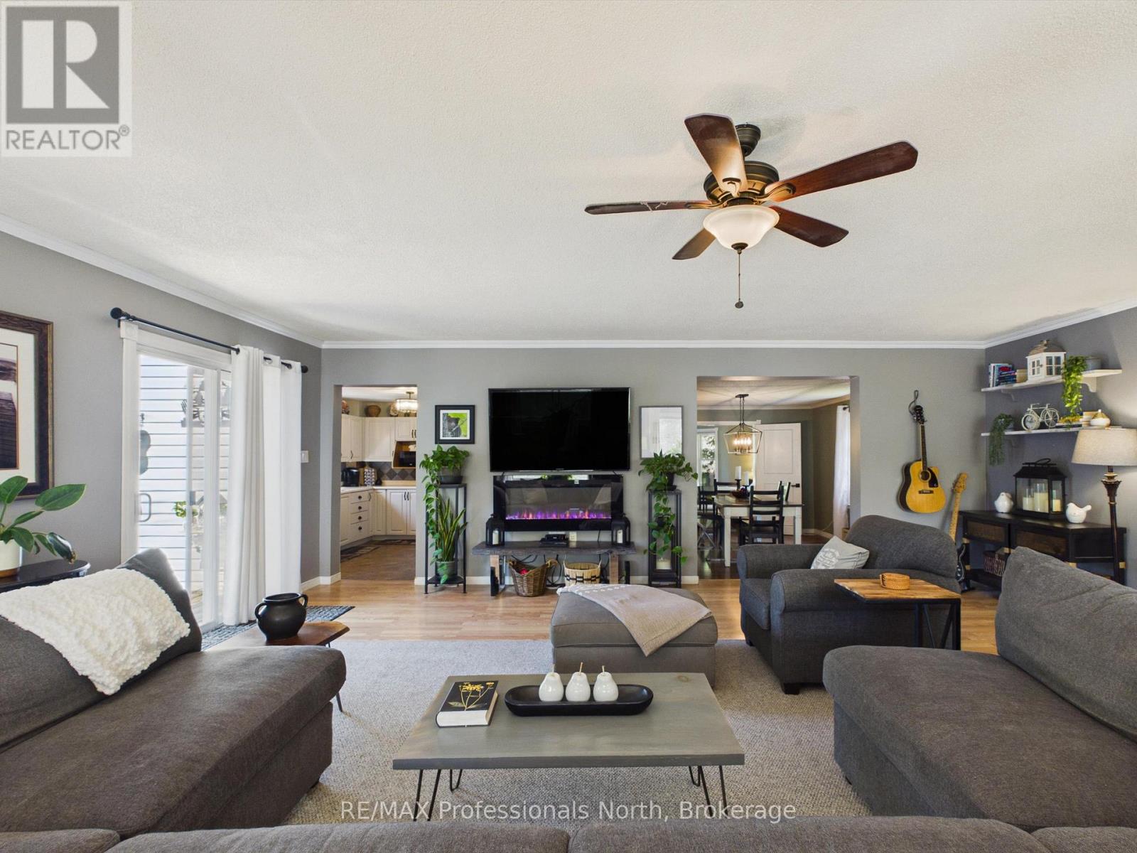 36 EDWARD STREET - 15