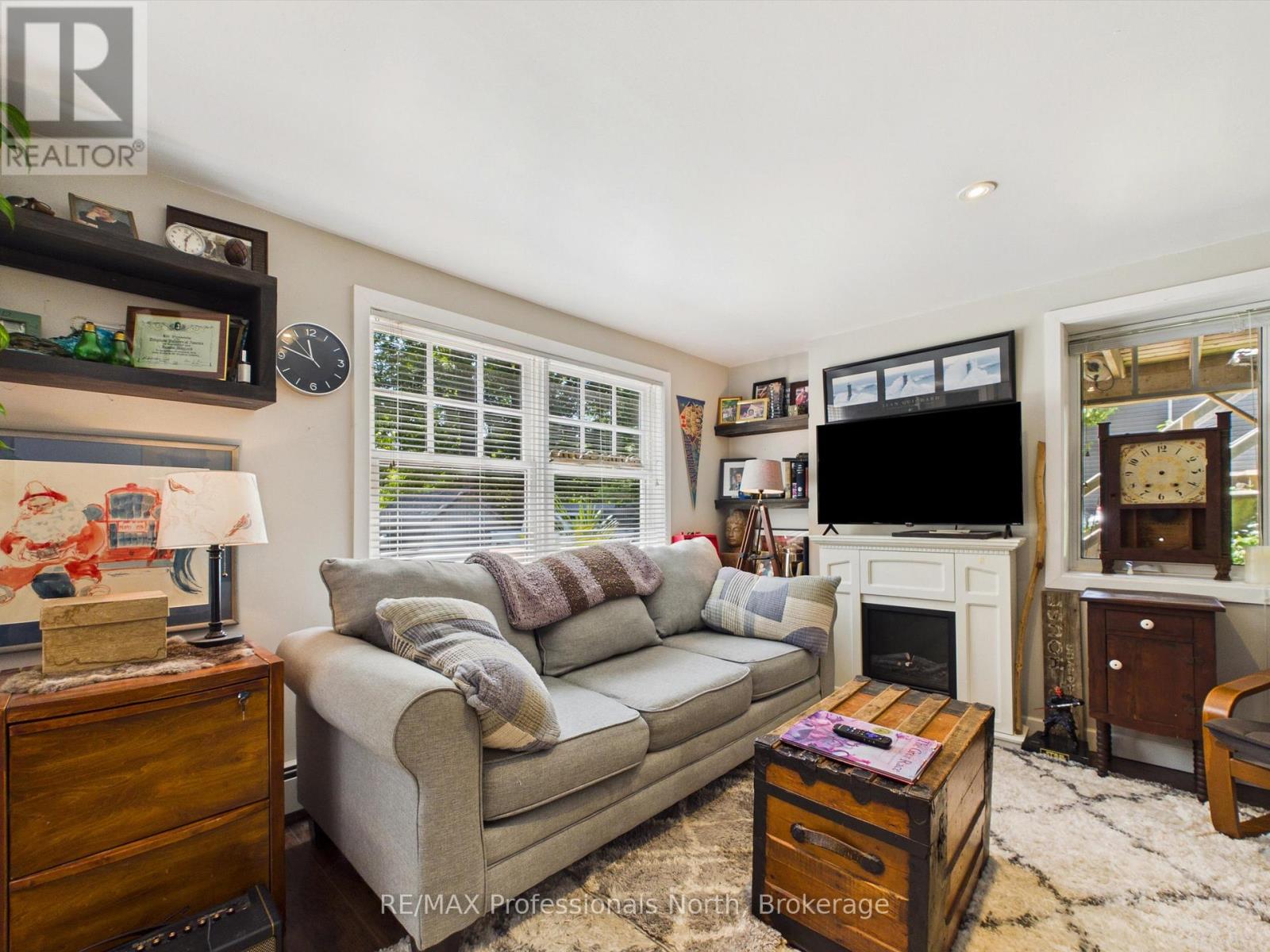 36 EDWARD STREET - 33