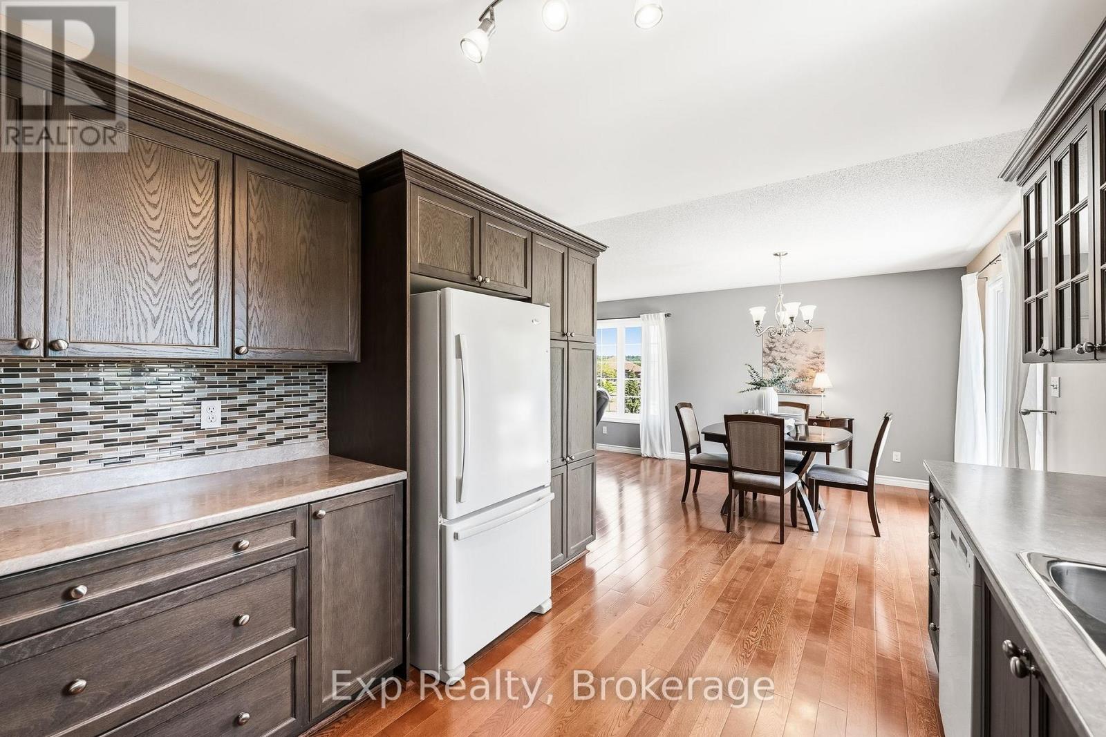 1266 ASHLAND DRIVE - 14