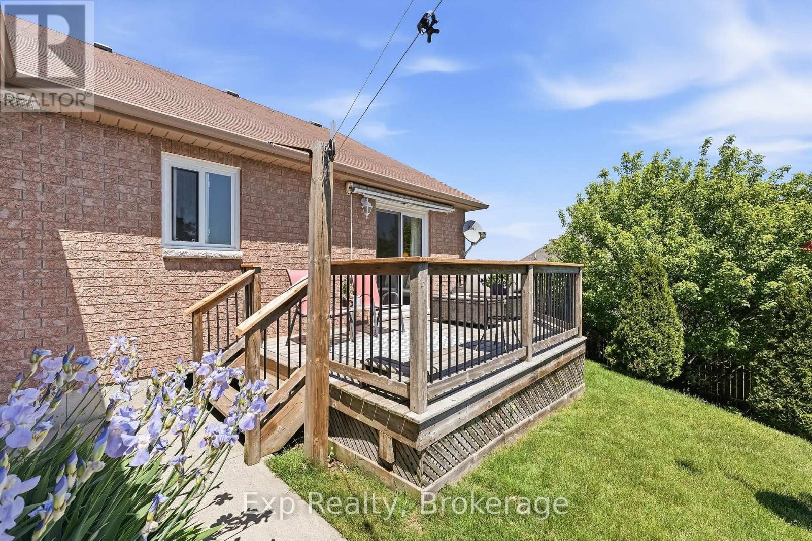 1266 ASHLAND DRIVE - 31