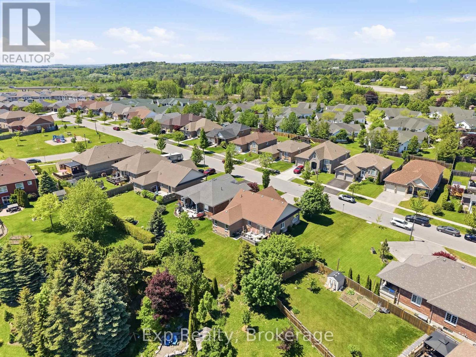 1266 ASHLAND DRIVE - 36
