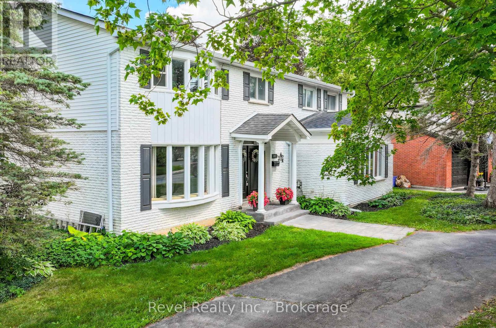 81 SANDERLING CRESCENT - 2