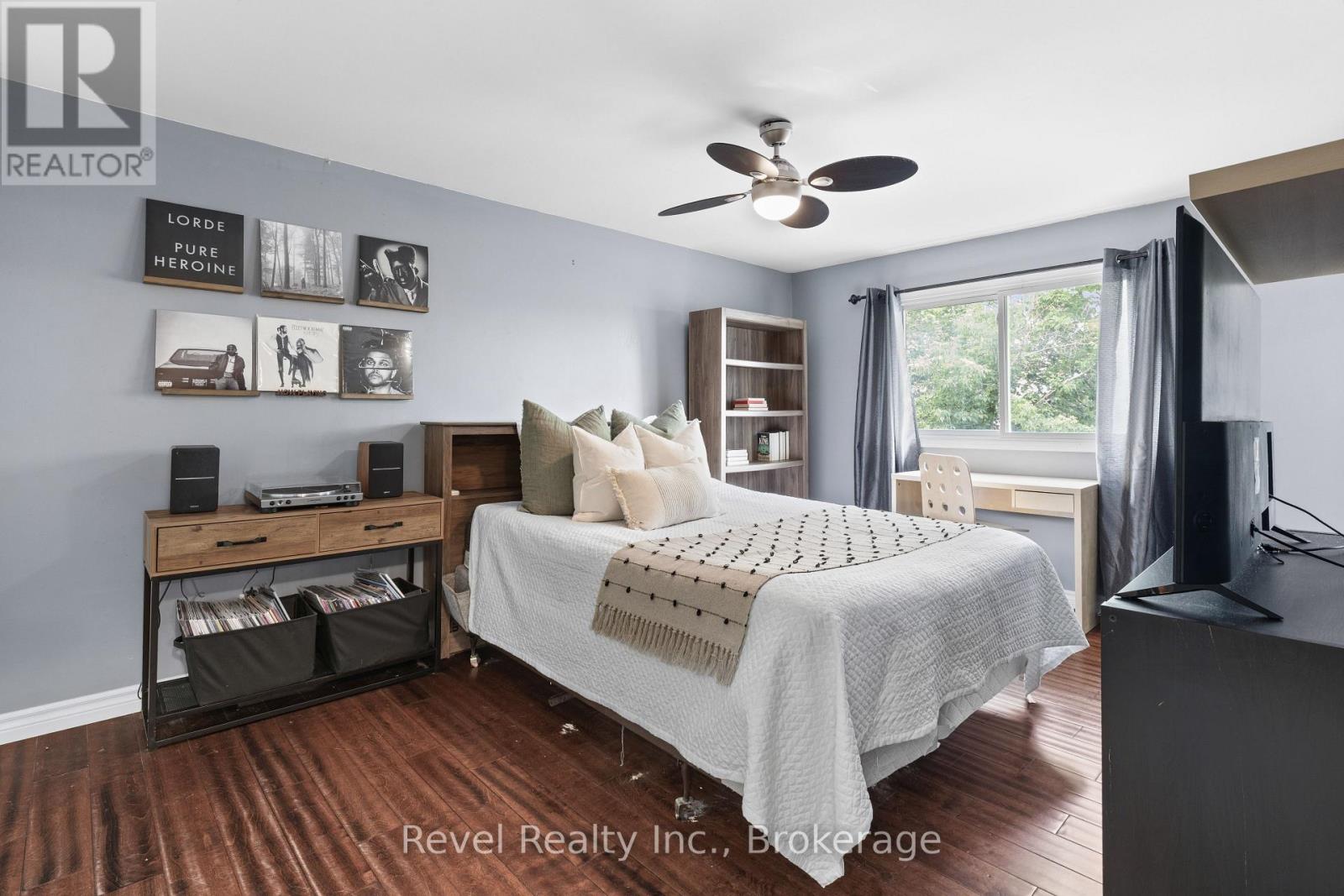 81 SANDERLING CRESCENT - 28