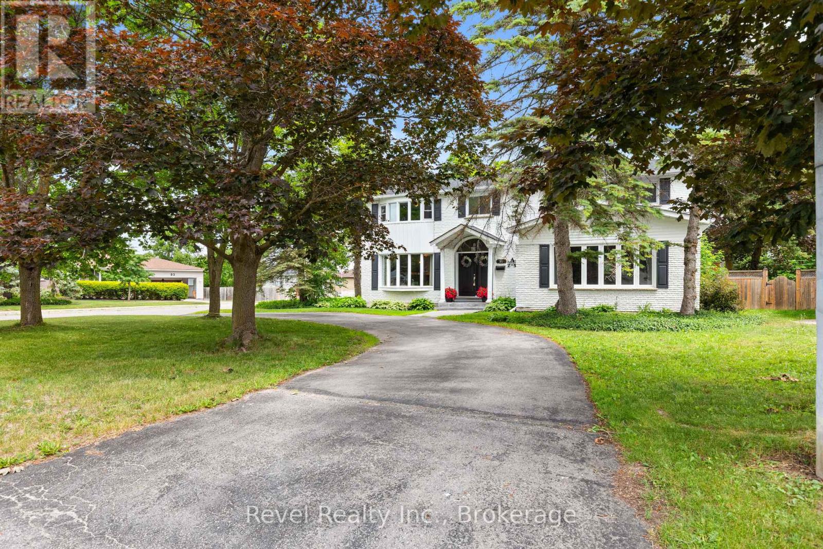 81 SANDERLING CRESCENT - 3
