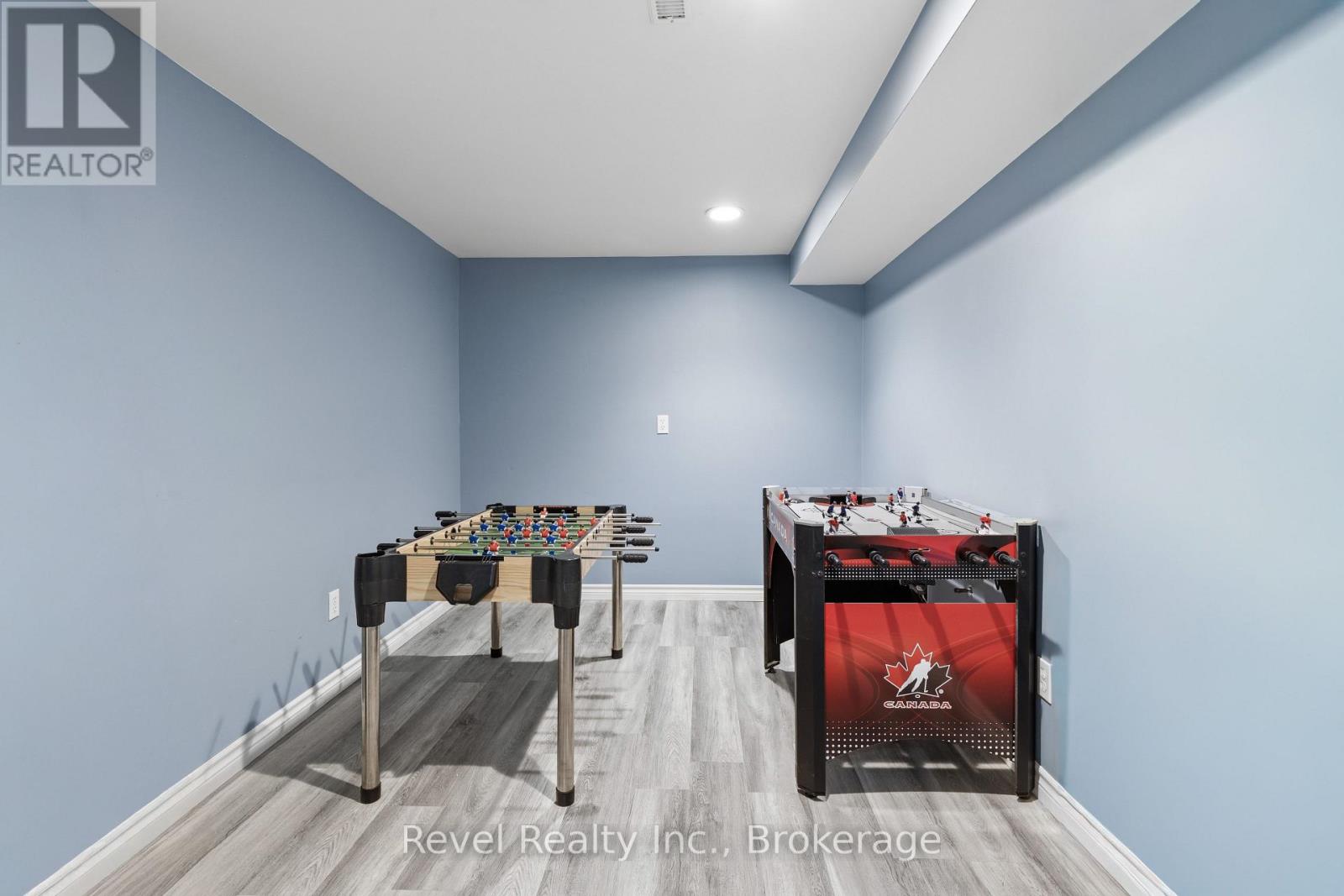 81 SANDERLING CRESCENT - 40
