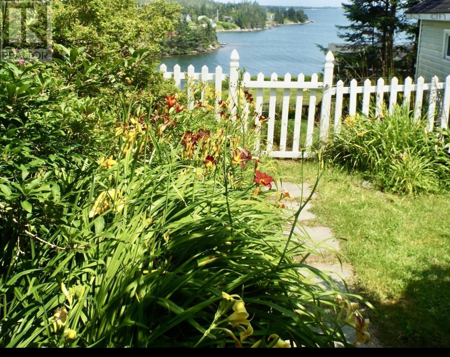5034 Highway 7 - Image 5