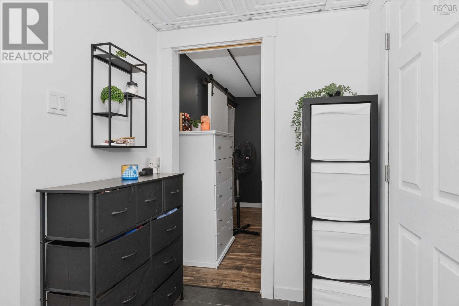 36 Kent Street - 29