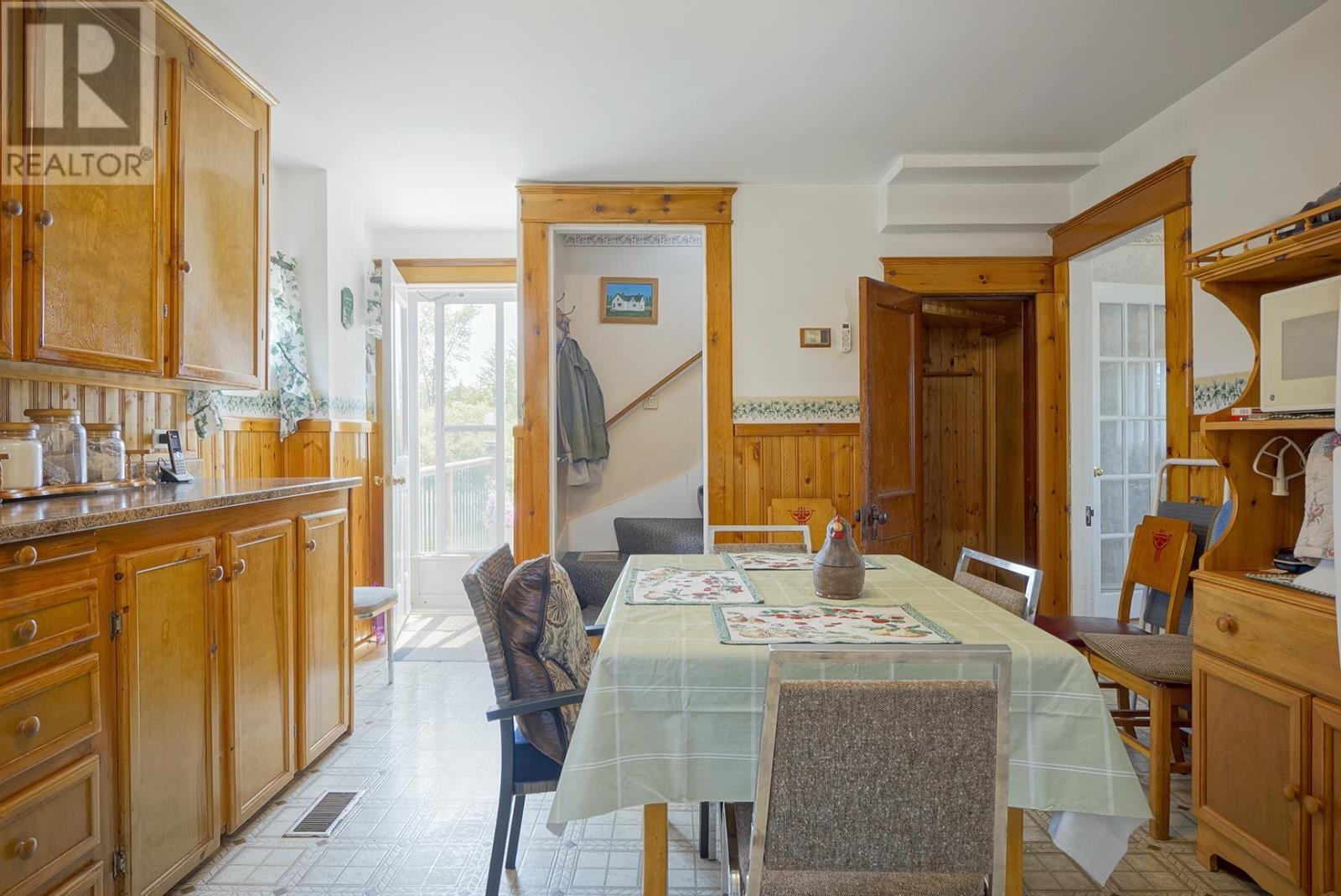 8 Wellington Road - Image 8