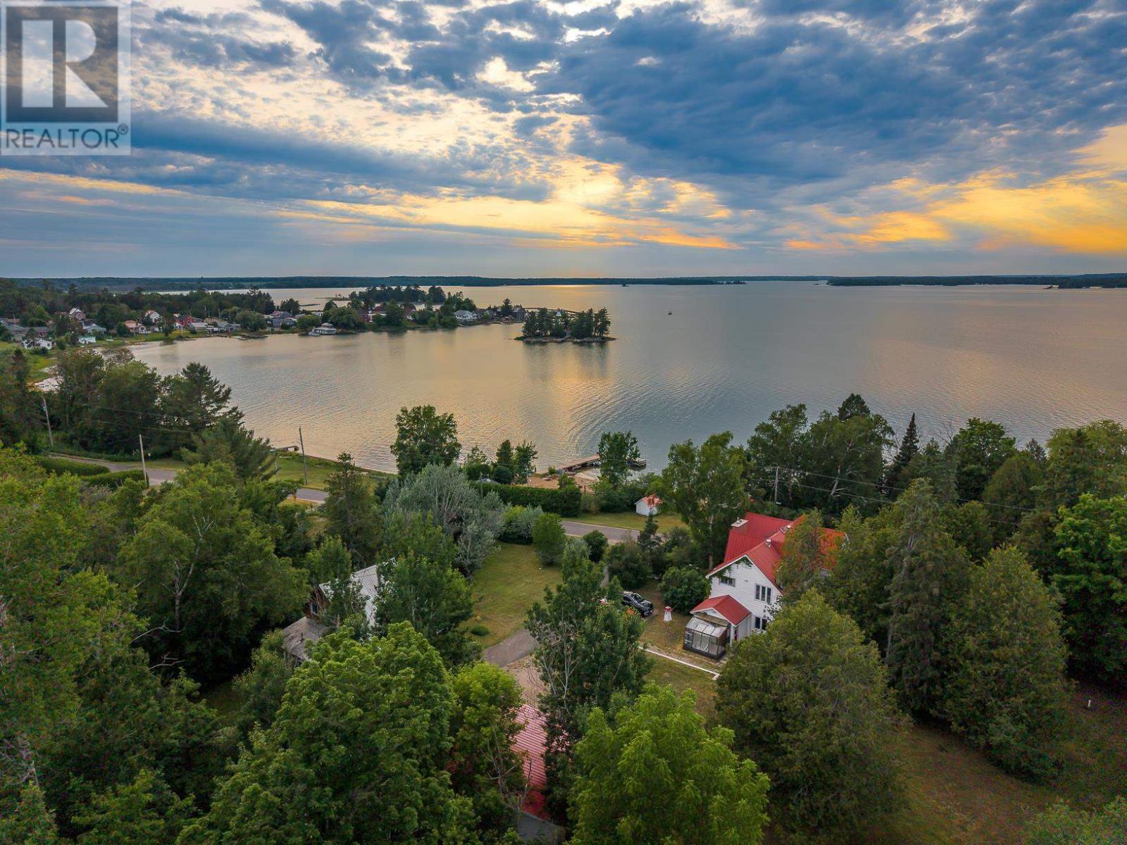1805 Shore RD - 39