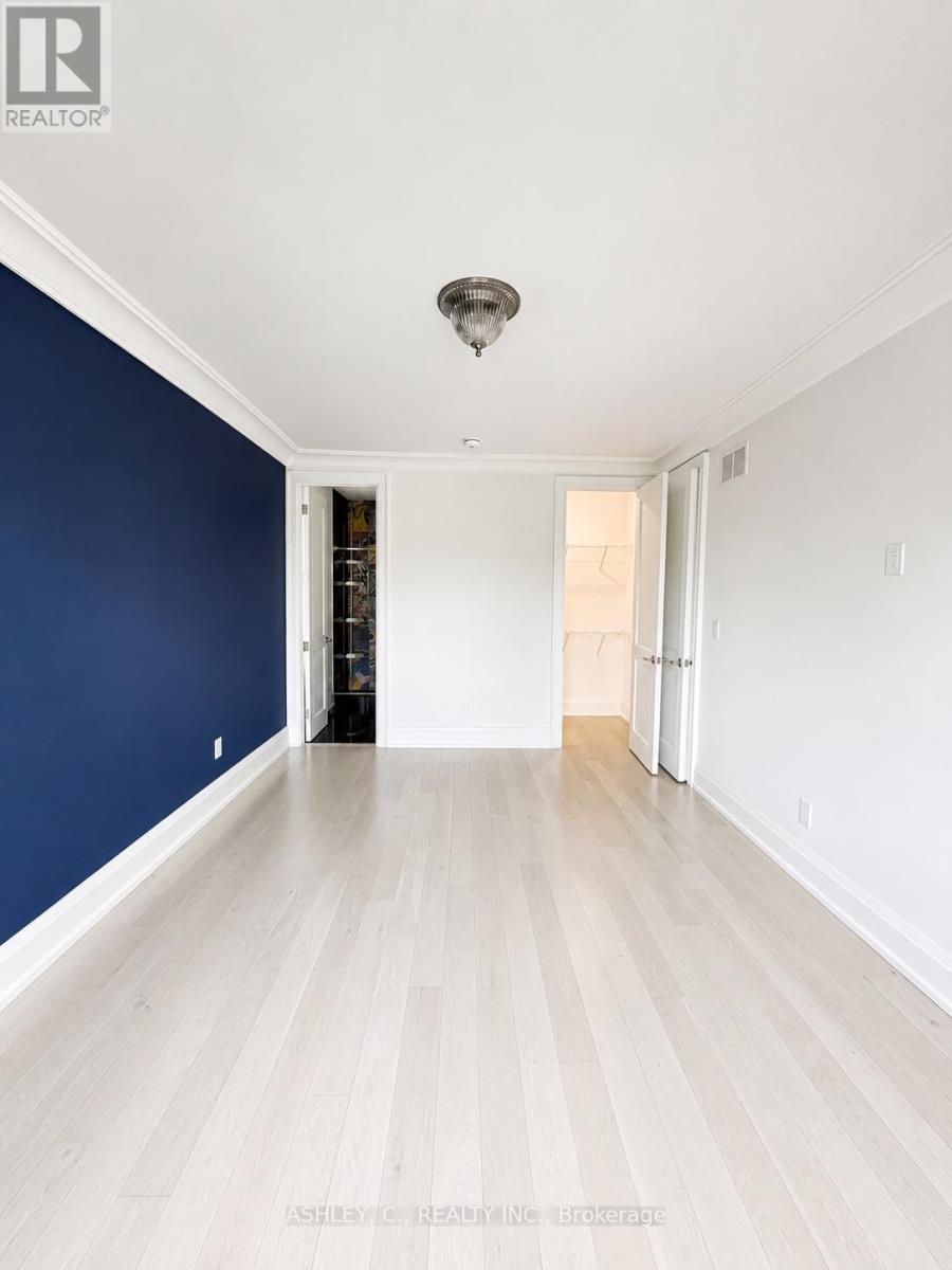 2588 SHARON CRESCENT - 12