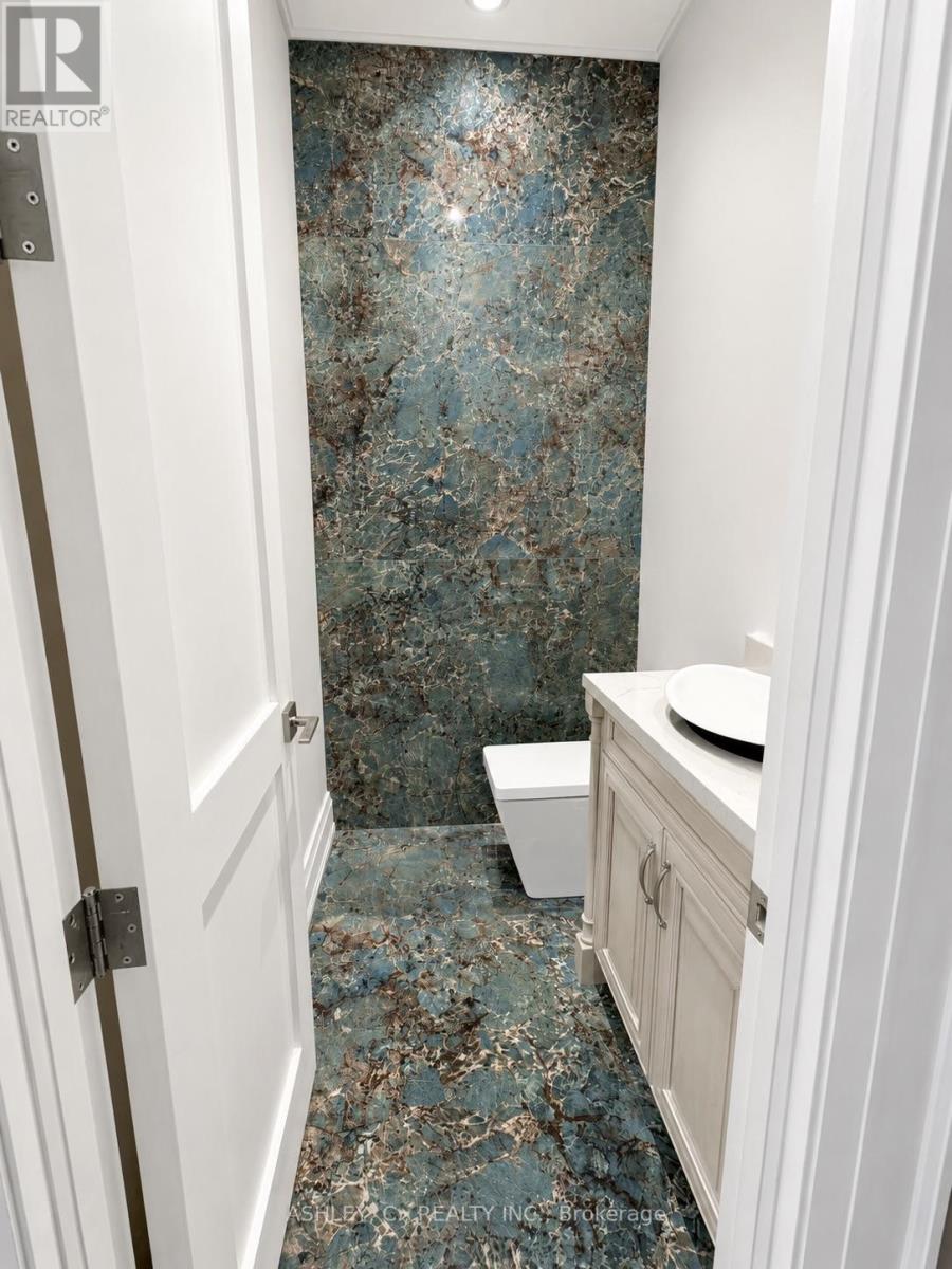 2588 SHARON CRESCENT - 19