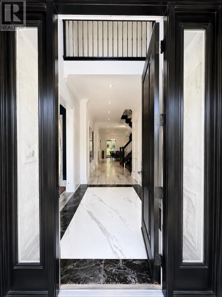 2588 SHARON CRESCENT - 2