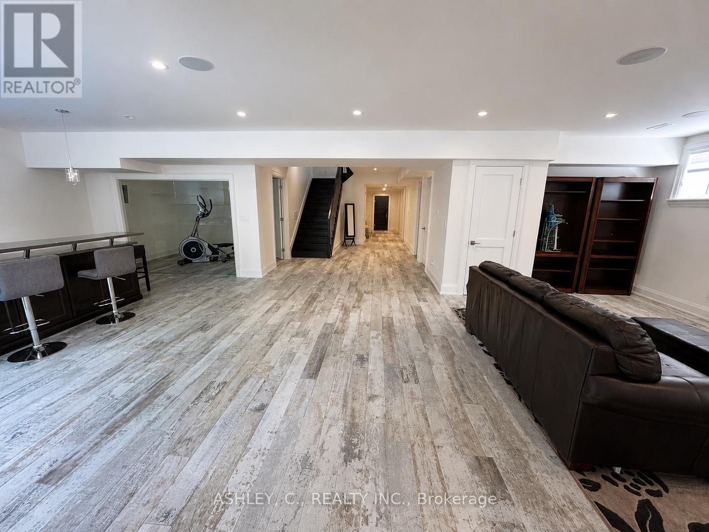 2588 SHARON CRESCENT - 20
