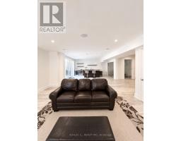 2588 Sharon Crescent, Mississauga, ON L5C1Y8 Photo 21