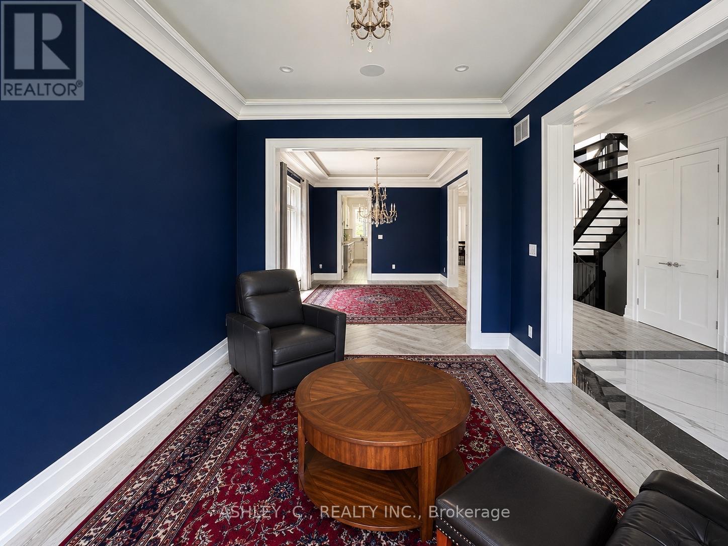 2588 SHARON CRESCENT - 3