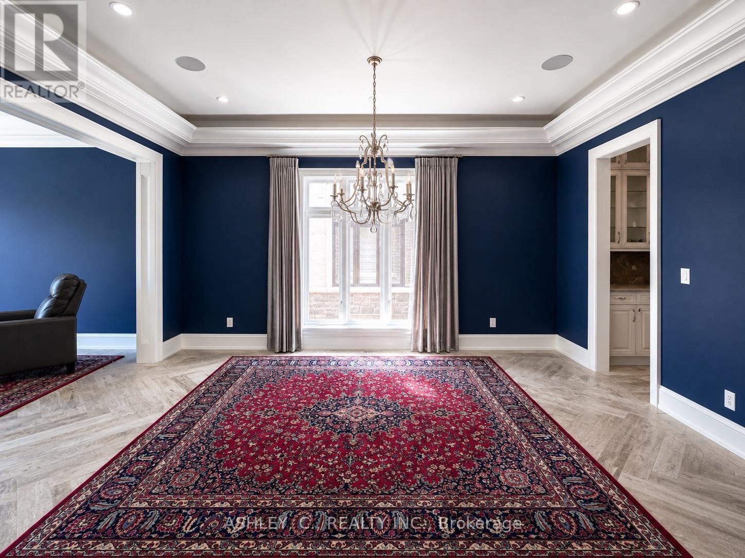 2588 SHARON CRESCENT - 4