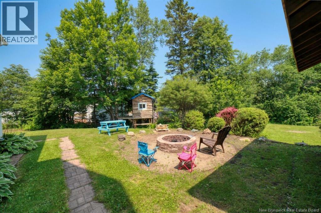 1151 Bryar - Image 13