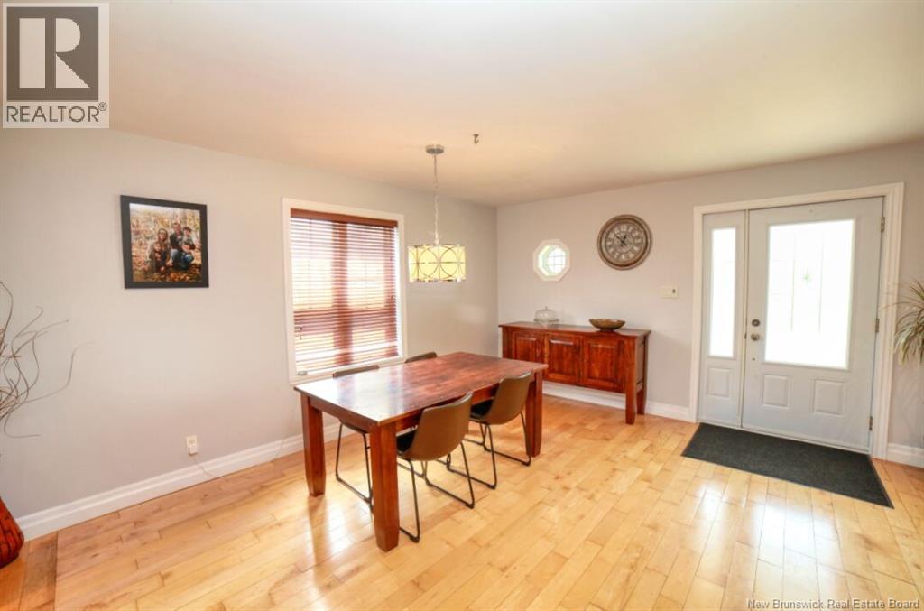 1151 Bryar - Image 19