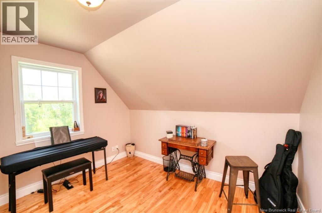 1151 Bryar - Image 28