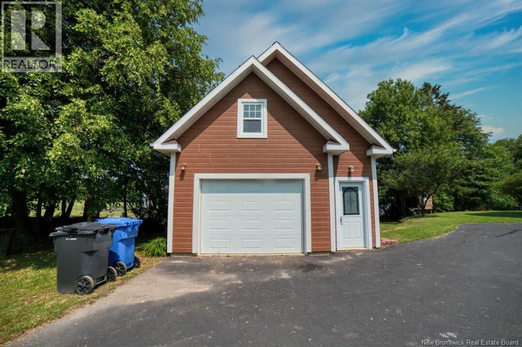 1151 Bryar - Image 3