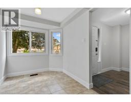 Living room - 700 Erinbrook Drive Unit# 22, Kitchener, ON N2E2S7 Photo 7