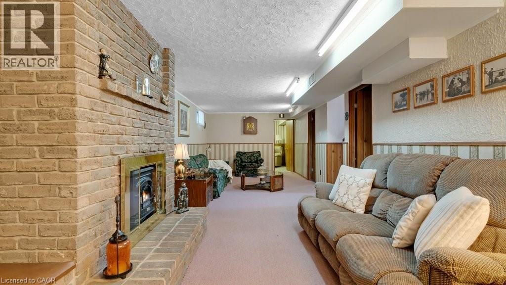 252 JOHANNA Drive - 28