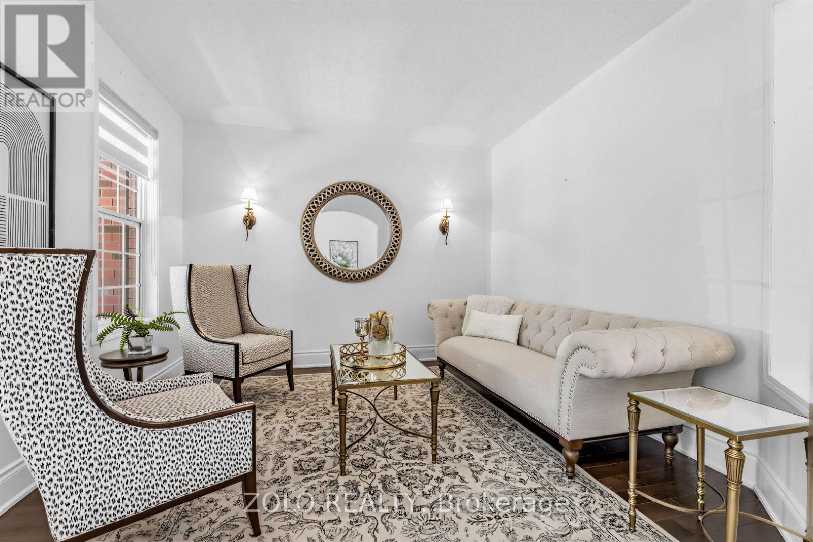 1580 EARL CRESCENT - 7