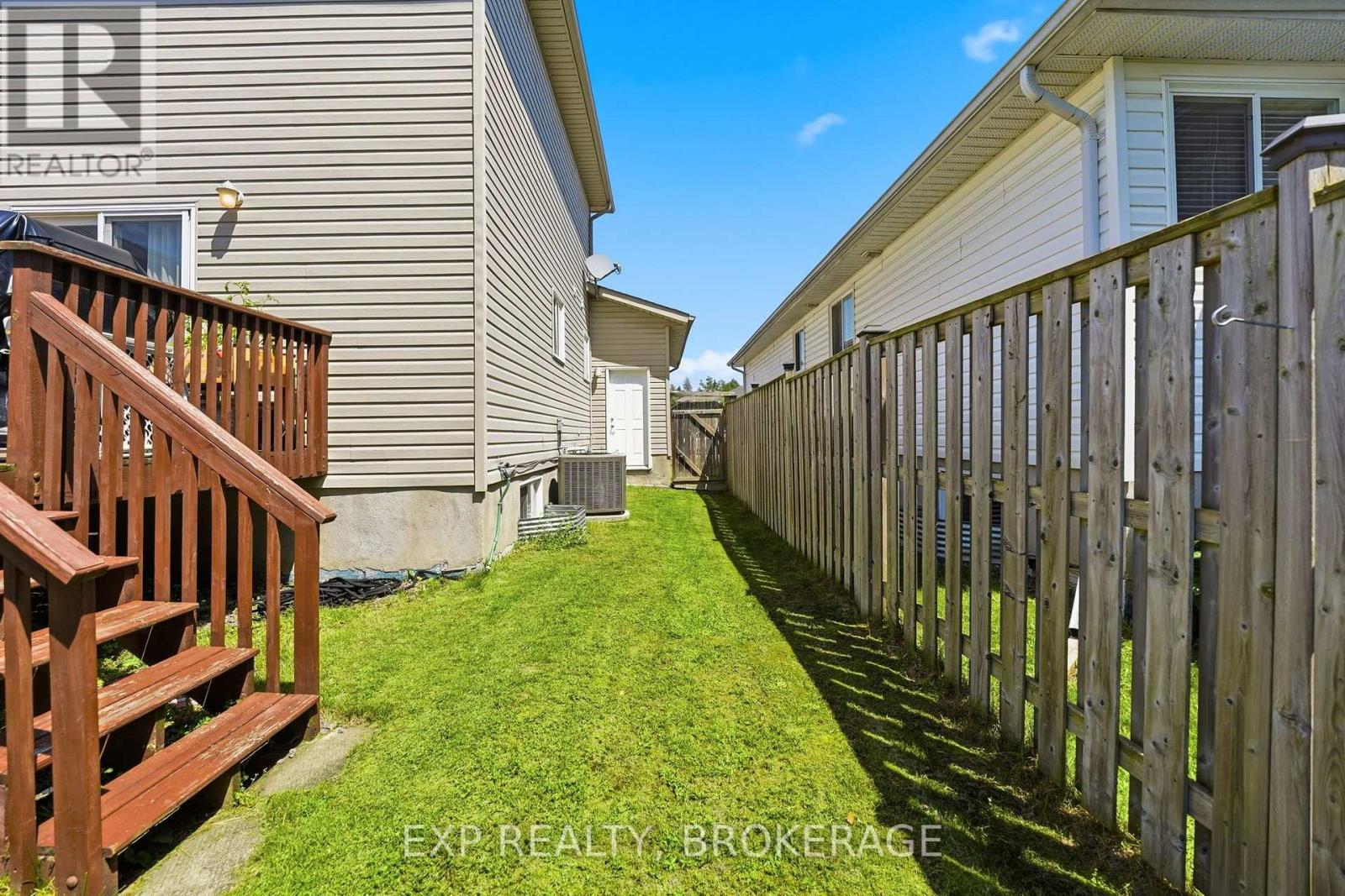 1489 BIRCHWOOD DRIVE - 35