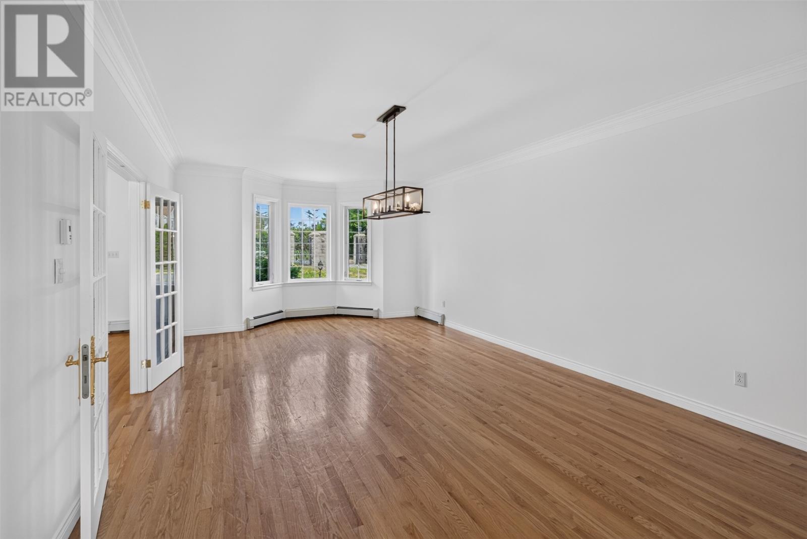 34 OLIVERS POND Place - 13