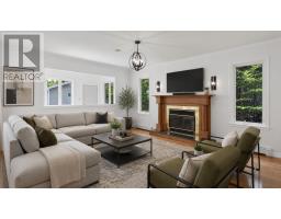 34 Olivers Pond Place thumbnail 15