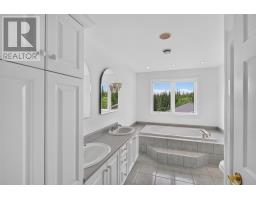 34 Olivers Pond Place thumbnail 27
