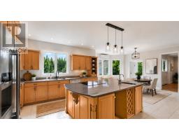 34 Olivers Pond Place thumbnail 19
