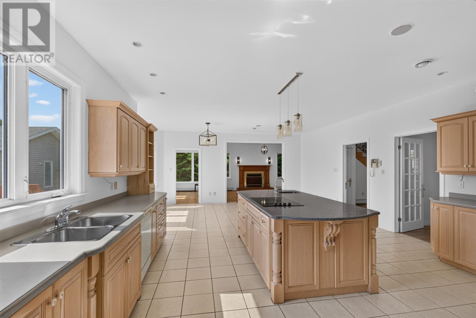 34 OLIVERS POND Place - 17